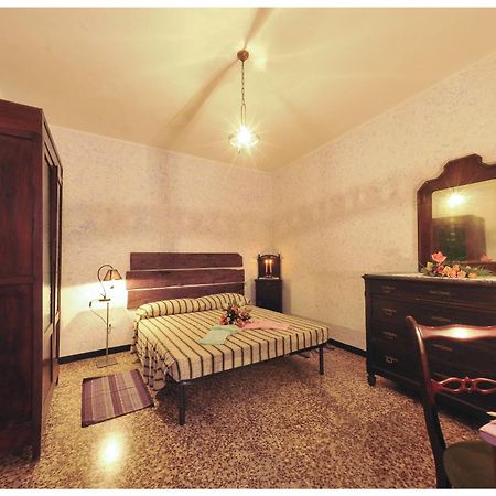 B&B Au Caruggiu Чериале Стая снимка