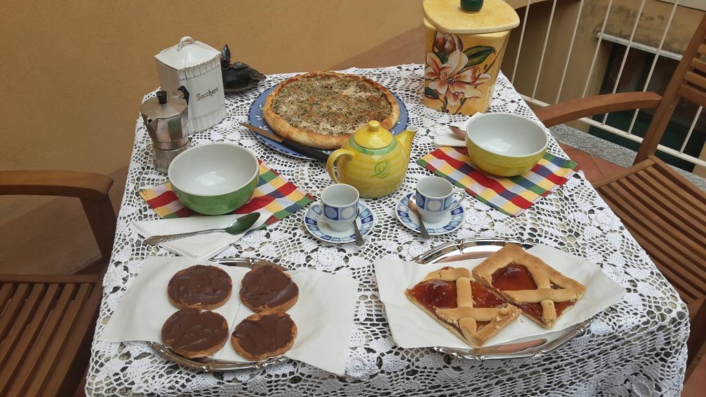 B&B Au Caruggiu Чериале Екстериор снимка